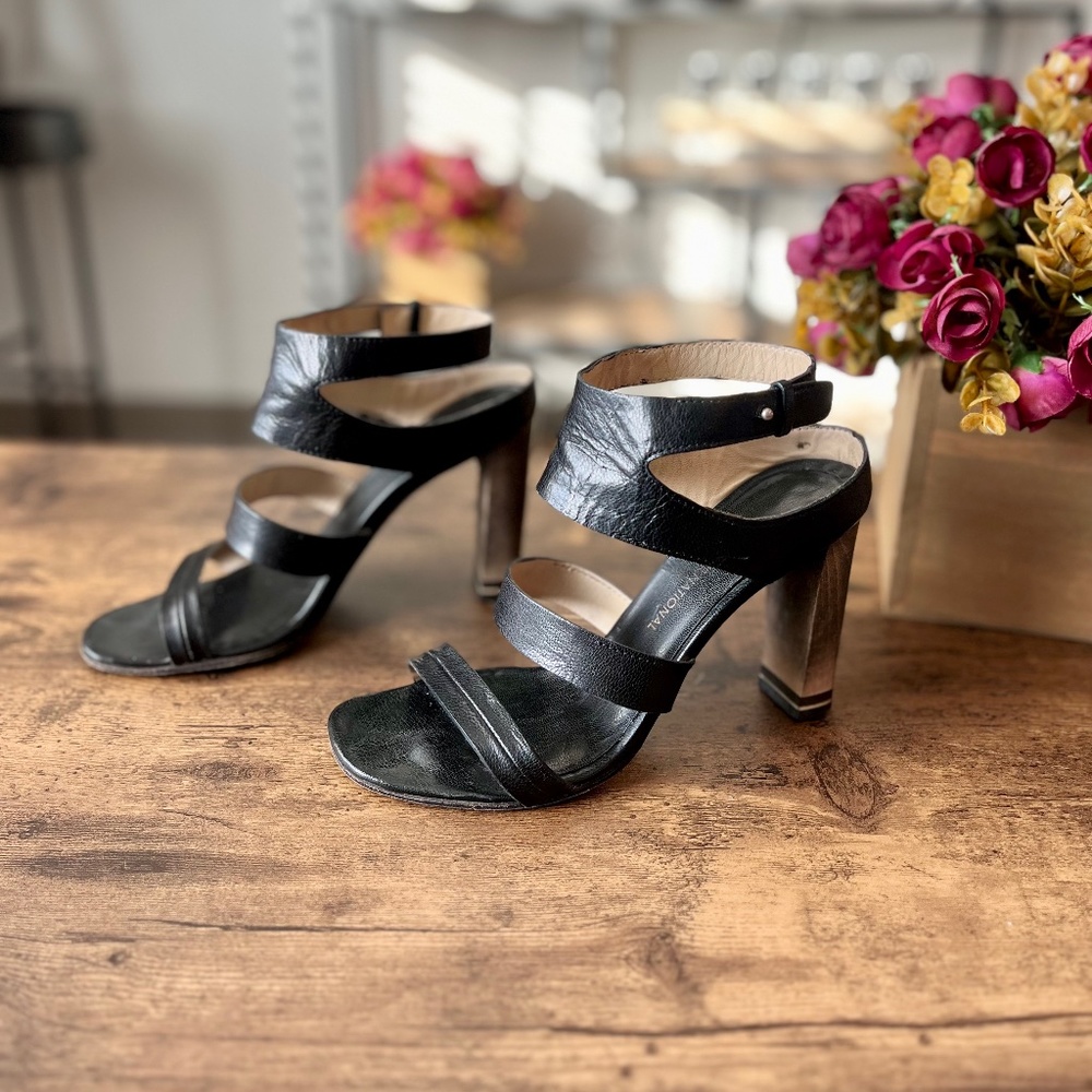 CoSTUME NATIONAL, Strappy High Heels, Leather, Made in Italy, Size 6